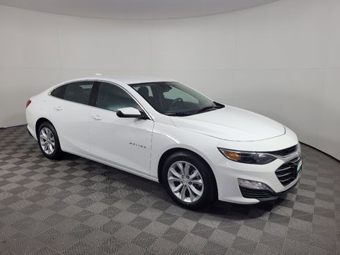 Used 2025 Chevrolet Malibu LT FWD image 11