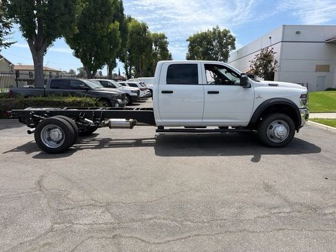New 2026 RAM 5500 Tradesman w/ Chrome Appearance Group AWD/4WD image 6