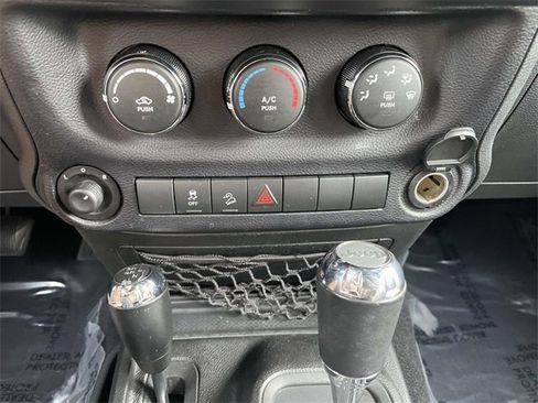 Used 2015 Jeep Wrangler Sport image 18
