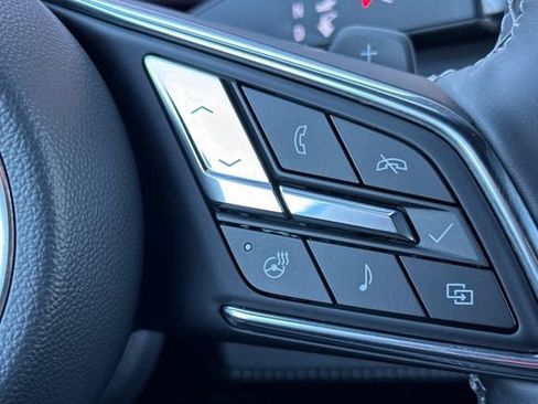 Used 2025 Buick Enclave Preferred FWD image 40