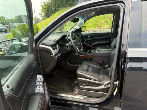 Used 2016 GMC Yukon SLT AWD/4WD image 9