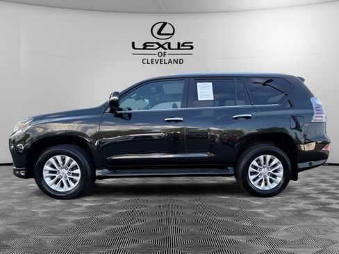 Used 2023 Lexus GX 460 Premium w/ Premium Package AWD/4WD image 3
