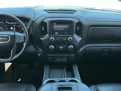 Used 2020 GMC Sierra 2500 AT4 w/ AT4 Premium Package AWD/4WD image 16