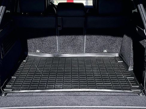 Used 2020 Land Rover Range Rover HSE image 22