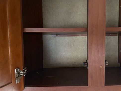 Used 2013 Ford E-450 and Econoline 450 Super Duty w/ Motorhome Prep Pkg image 54