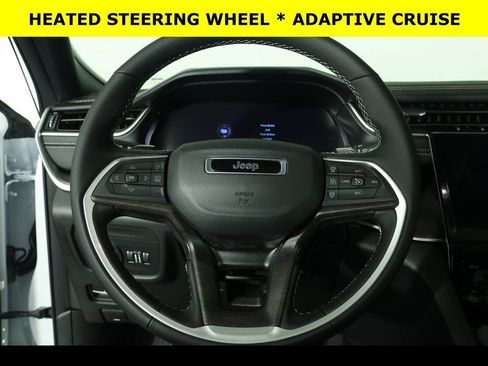 New 2025 Jeep Grand Cherokee Limited image 5