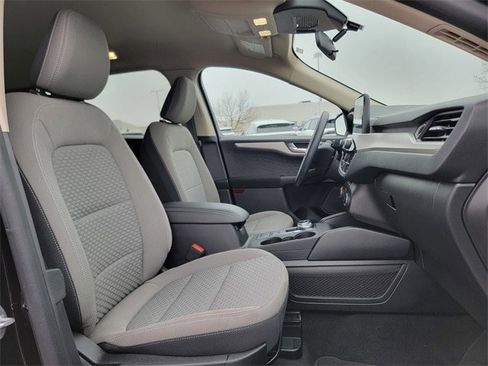 Certified 2020 Ford Escape SE image 24