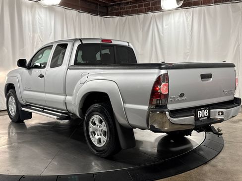 Used 2010 Toyota Tacoma PreRunner RWD image 9