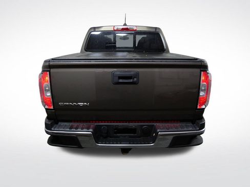 Used 2016 GMC Canyon SLE w/ SLE Convenience Package AWD/4WD image 4