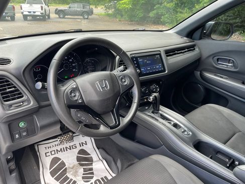 Used 2021 Honda HR-V Sport image 27