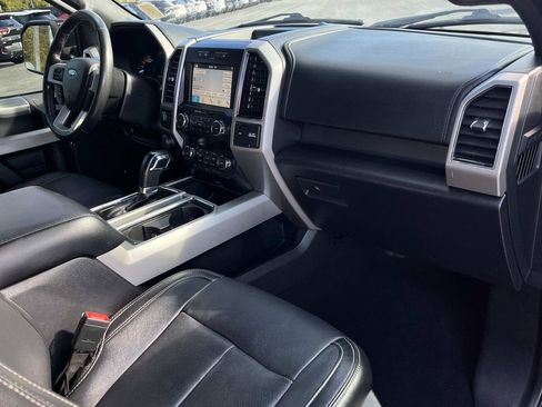 Used 2019 Ford F150 Lariat image 22
