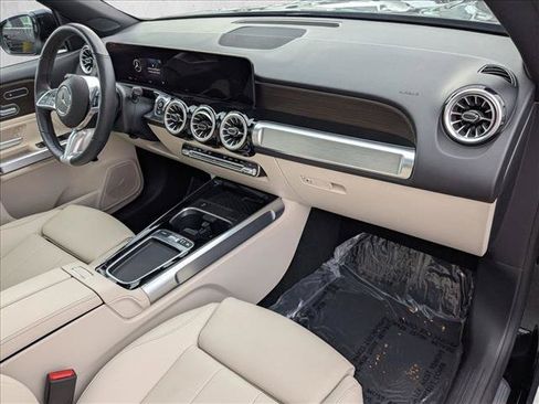 Certified 2026 Mercedes-Benz GLB 250 image 23
