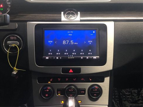 Used 2017 Volkswagen CC Sport image 13