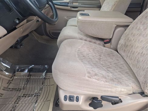 Used 1999 Ford F250 XL image 10