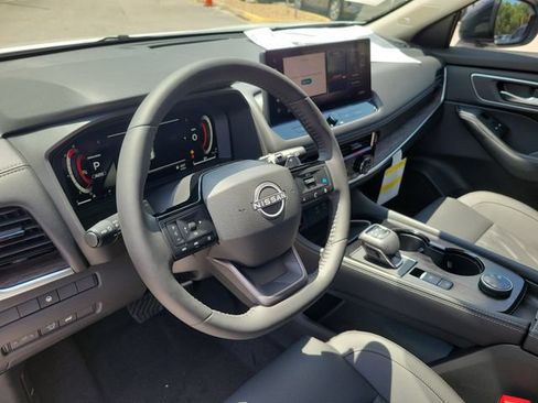 New 2026 Nissan Rogue Platinum AWD/4WD image 23