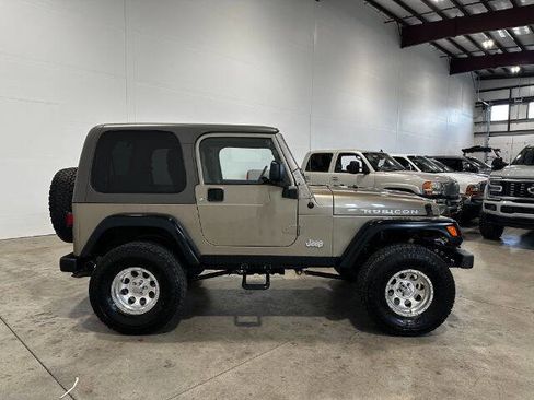 Used 2004 Jeep Wrangler Rubicon w/ Dual Top Group image 7