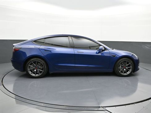 Used 2021 Tesla Model 3 Long Range image 8