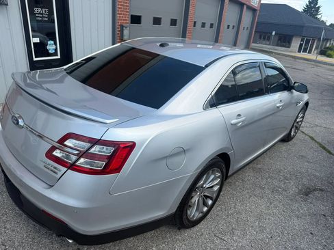 Used 2018 Ford Taurus Limited FWD image 8
