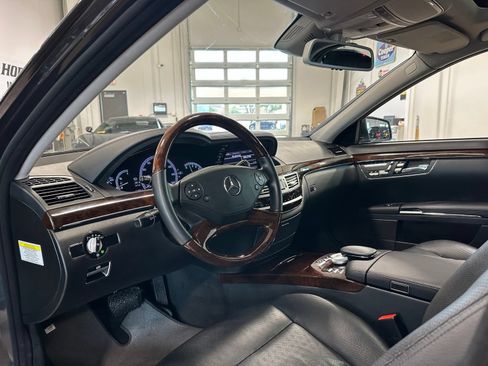 Used 2013 Mercedes-Benz S 550 image 14