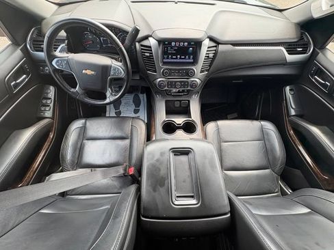Used 2018 Chevrolet Tahoe LT w/ LT Midnight Edition AWD/4WD image 22