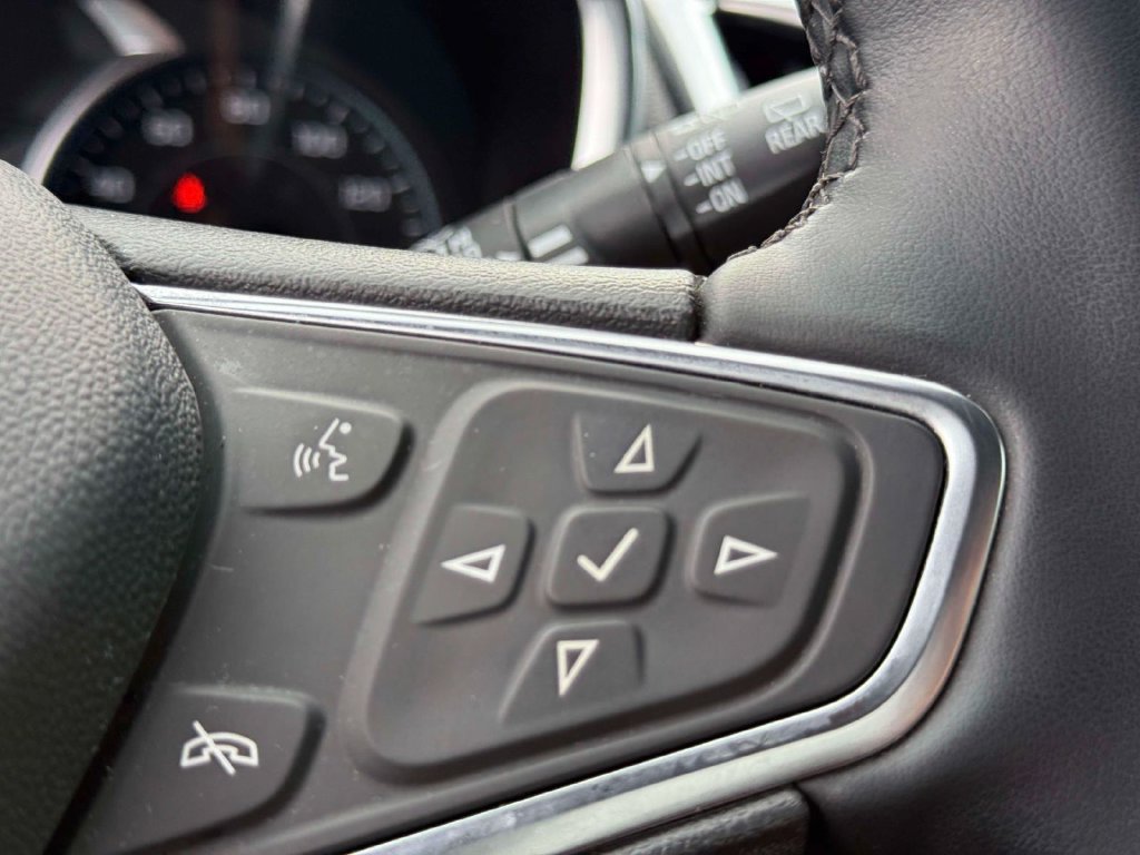 Used 2024 Chevrolet Equinox LT w/ LPO, Floor Liner Package AWD/4WD image 20