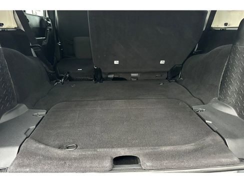 Used 2011 Jeep Wrangler Unlimited Sport image 17