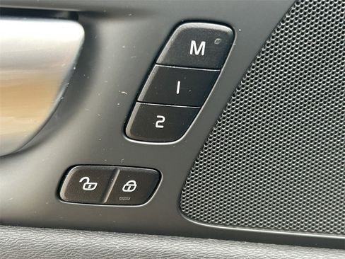 Used 2024 Volvo S60 B5 Core image 24