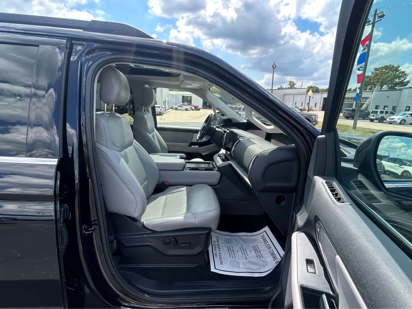 Certified 2025 Ford Expedition Active AWD/4WD image 20