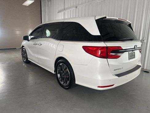 Used 2022 Honda Odyssey Elite image 7