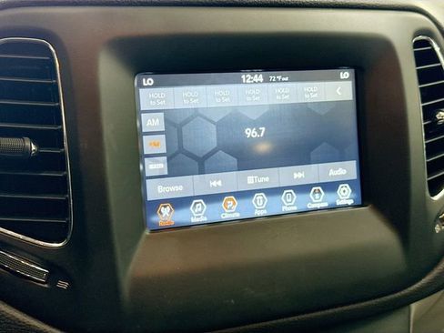 Used 2019 Jeep Compass Latitude w/ Popular Equipment Group image 15