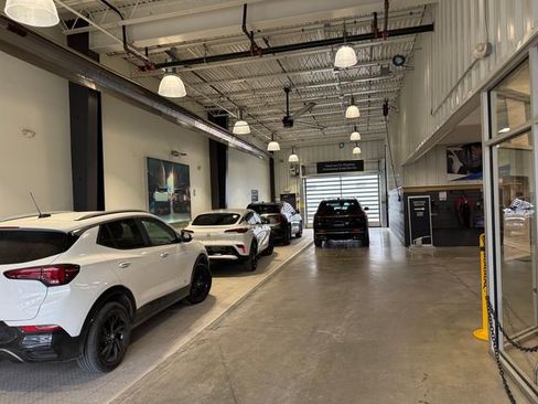 Used 2020 Chrysler Voyager LX w/ Cold Weather Group image 34