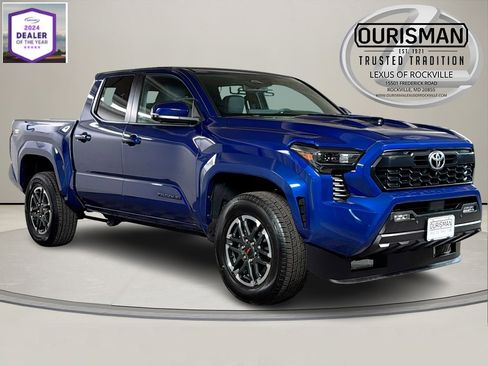 Used 2025 Toyota Tacoma TRD Sport image 1