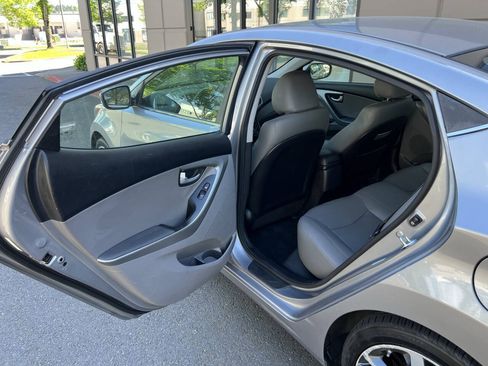 Used 2014 Hyundai Elantra Limited FWD image 8