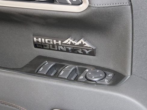 New 2026 Chevrolet Silverado 1500 High Country AWD/4WD image 37