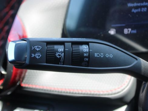 New 2026 Chevrolet Equinox ACTIV w/ Convenience Package III FWD image 36
