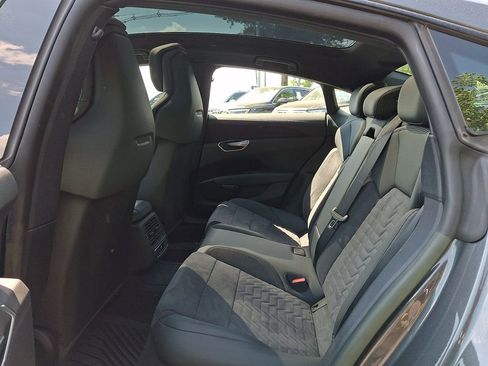 Used 2023 Audi e-tron GT Premium Plus AWD/4WD image 16