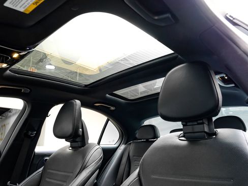 Used 2023 Mercedes-Benz C 43 AMG 4MATIC Sedan image 5