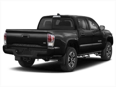 Used 2023 Toyota Tacoma TRD Sport AWD/4WD image 2