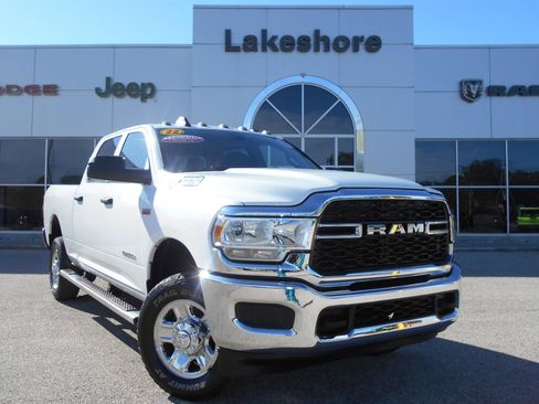 Certified 2022 RAM 2500 Tradesman image 2
