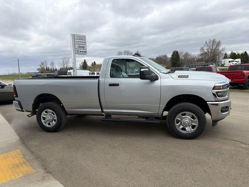 New 2026 RAM 2500 Tradesman AWD/4WD image 4