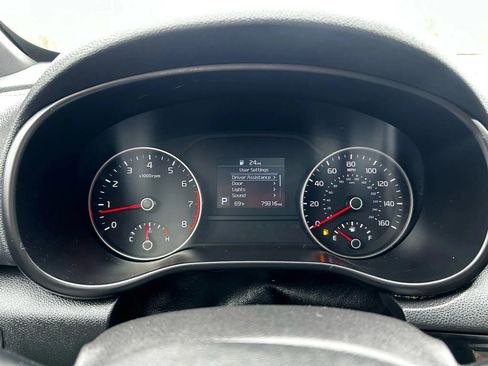 Used 2021 Kia Sportage S w/ S FWD Premium Package image 17