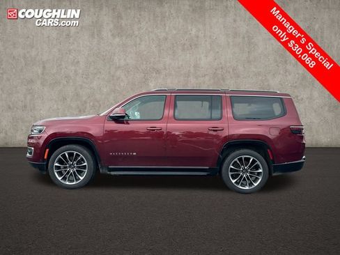 Used 2022 Jeep Wagoneer Series II w/ Premium Group I AWD/4WD image 6