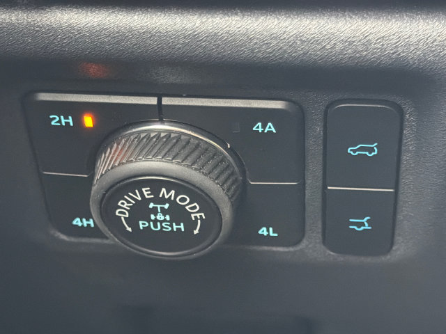 Used 2026 Ford Expedition Tremor AWD/4WD image 34