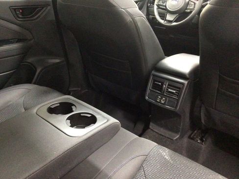 Used 2025 Subaru Forester Premium AWD/4WD image 24