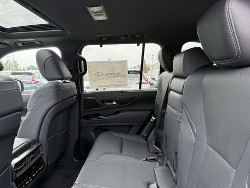 New 2025 Lexus LX 600 4WD w/ Luxury Package image 13