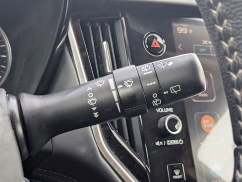 Used 2024 Subaru Outback Premium image 14