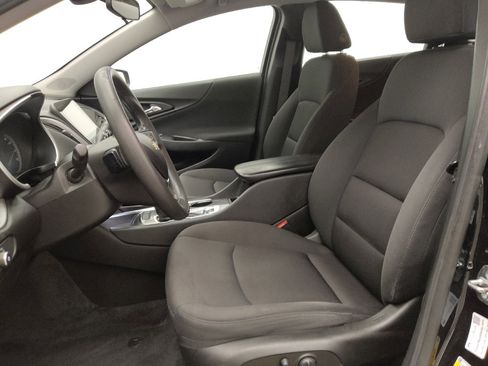 Used 2022 Chevrolet Malibu LT image 18