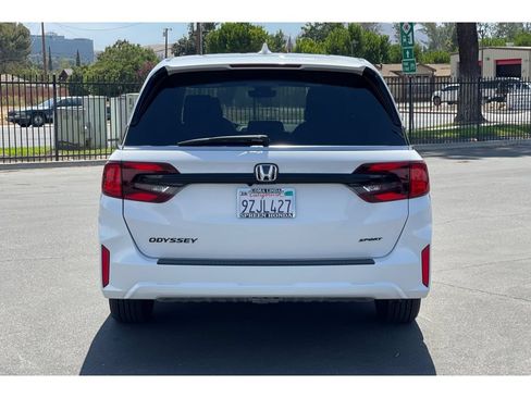 Certified 2026 Honda Odyssey Sport-L image 4