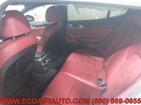 Used 2020 Kia Stinger GT1 image 13
