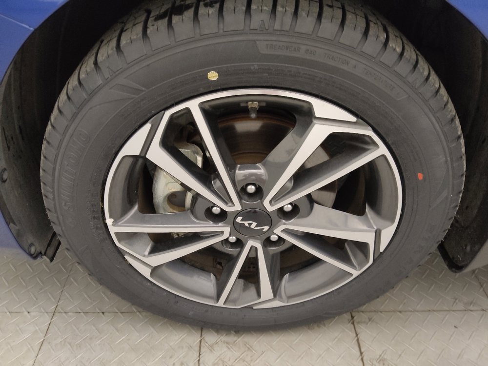 Used 2022 Kia Forte LXS FWD image 31